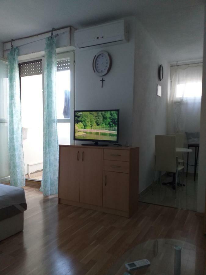 Studio Apartment Ema Σπλιτ Εξωτερικό φωτογραφία